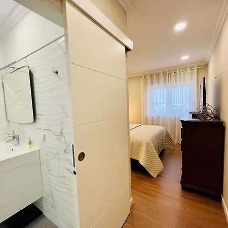 Antonio's Captain - 200m From The Apartman Peniche